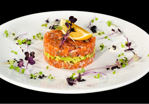 Salmon tartare