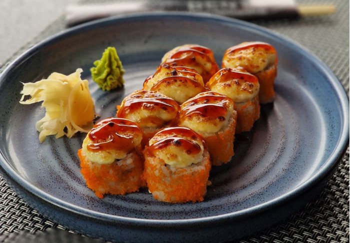 fried sushi Kani Hot maki 