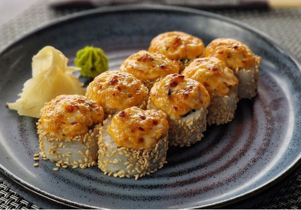 Mussel Hot maki (16 pcs.)